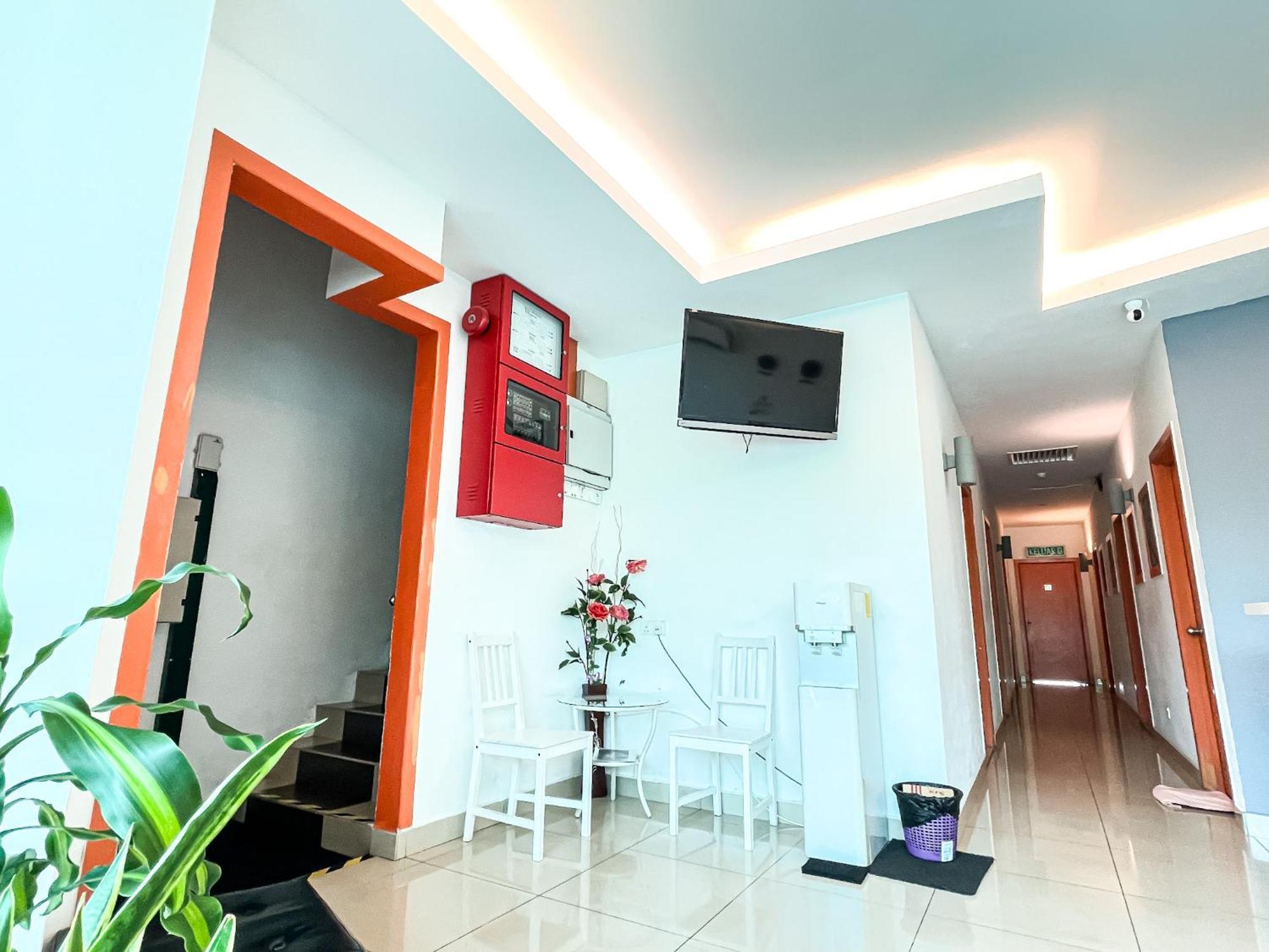 1 Hotel Mahkota Cheras Exterior photo